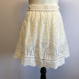 Sezane Ivory embroidered Flare mini skirt 38/6 with pockets